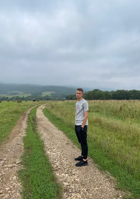 Я Саша, 27, знакомлюсь без обязательств в Энергодаре