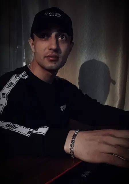 Марк из Берлина, мне 29, познакомлюсь для вирта