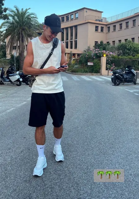 Я Daddy, 21, из Ахим, ищу знакомство для открытые отношения