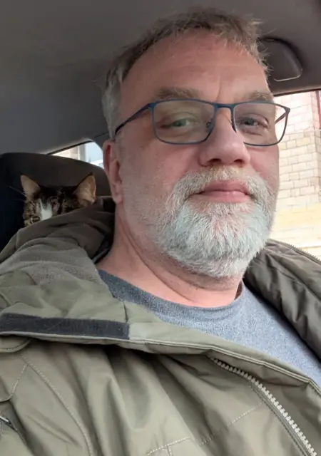 Я Тим, 55, из Минска, ищу знакомство для общения