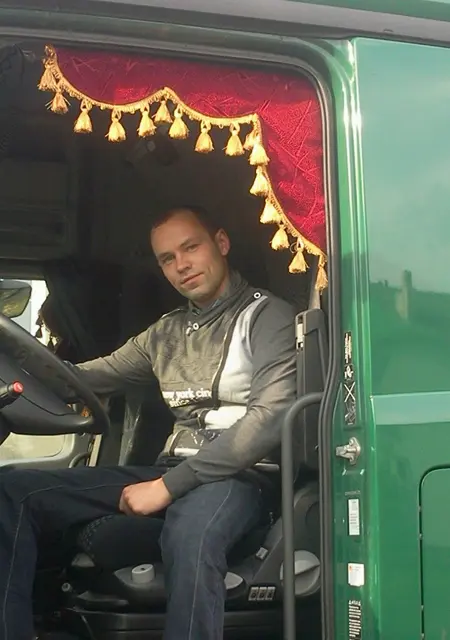 Валерий из Борисова, ищу на сайте знакомства на одну ночь