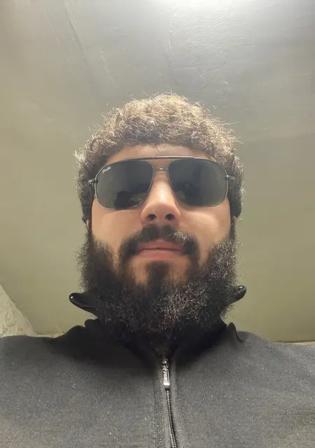 Я Seroj, 27, из Еревана, ищу знакомство для общения