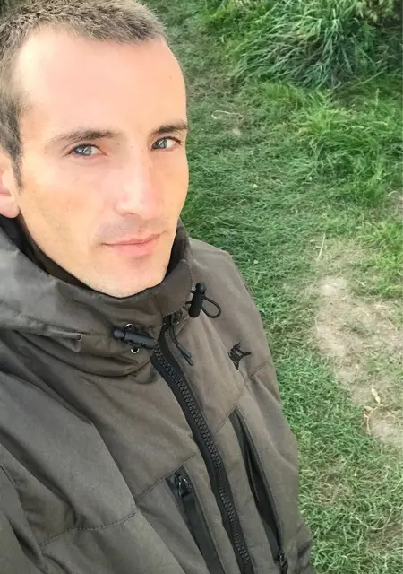 Я Василь, 26, знакомлюсь для общения в Львове