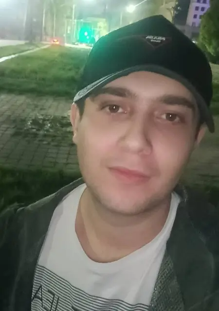 Я Рома, 29, знакомлюсь на одну ночь в Душанбе