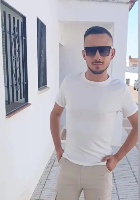 Felipe из Мадрида, ищу на сайте знакомства на одну ночь