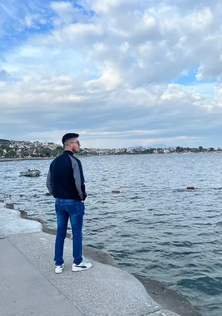 Karan из Стамбула, ищу на сайте знакомства на одну ночь