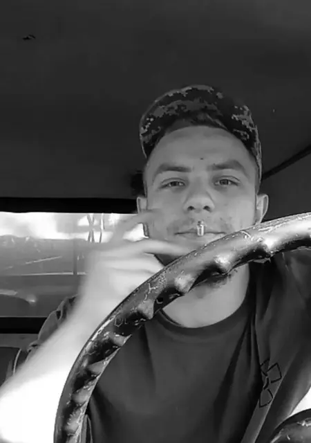 Я Стьопчик, 24, из Самбора, ищу знакомство для вирта