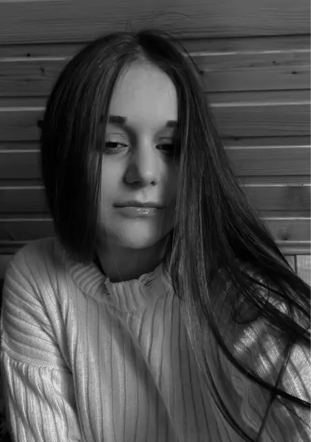 Я Владка, 19, знакомлюсь без обязательств в Ужгороде