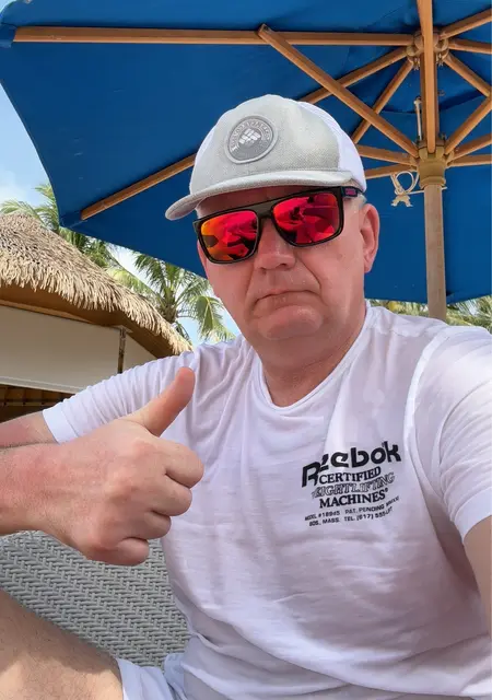 Алексей из Франкфурта-на-майне, мне 51, познакомлюсь на одну ночь