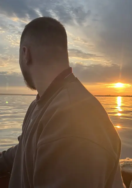 Александр из Уэйкфилд, ищу на сайте общение