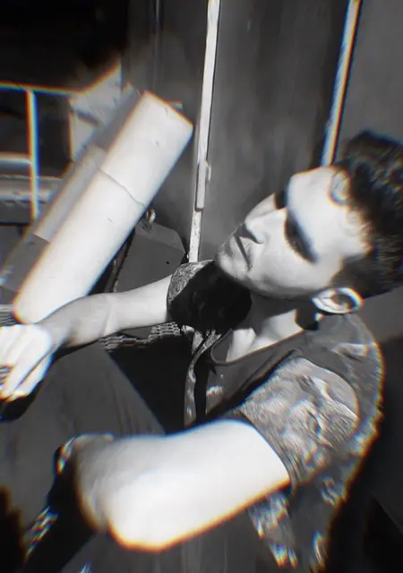 Влад з Черкас, мені 20 років, познайомлюсь для вірт