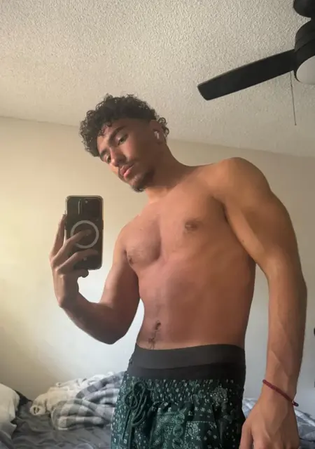 Kuzey из Стамбула, ищу на сайте постоянные отношения