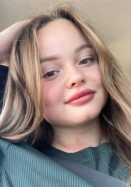 Я Соня, 20, знакомлюсь без обязательств в Киеве