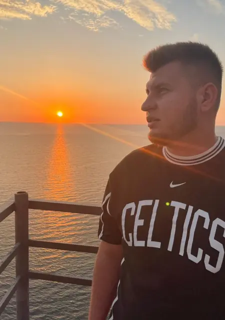 Я Алик, 28, знакомлюсь для совместных путешествий в Бирмингеме