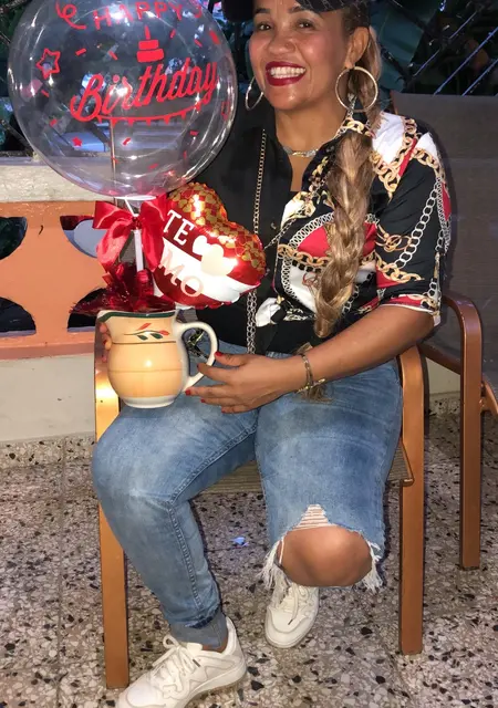 Nicky из Санто-доминго Эста, мне 40, познакомлюсь для дружбы