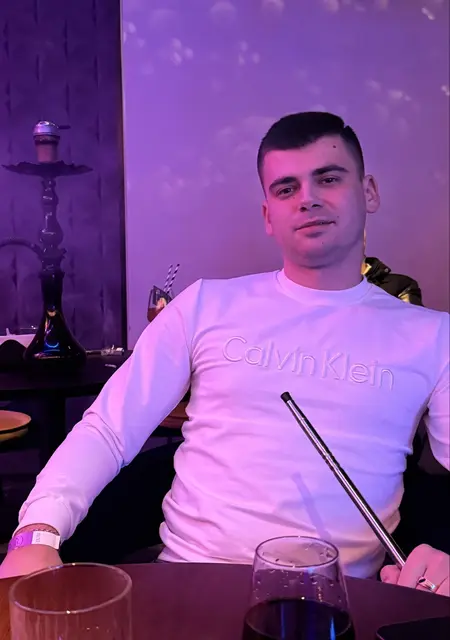 Я Ігор, 28 років, знайомлюсь для спілкування у Львові