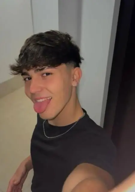 Maikeell из Мадрида, ищу на сайте знакомства на одну ночь