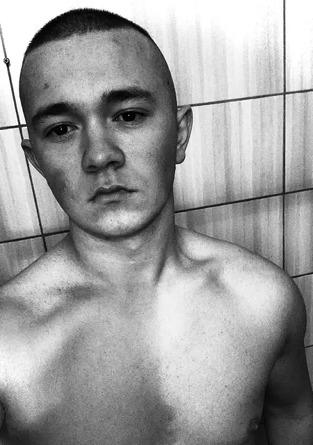 Я Роман, 24 років з Покровське, шукаю знайомство для спілкування