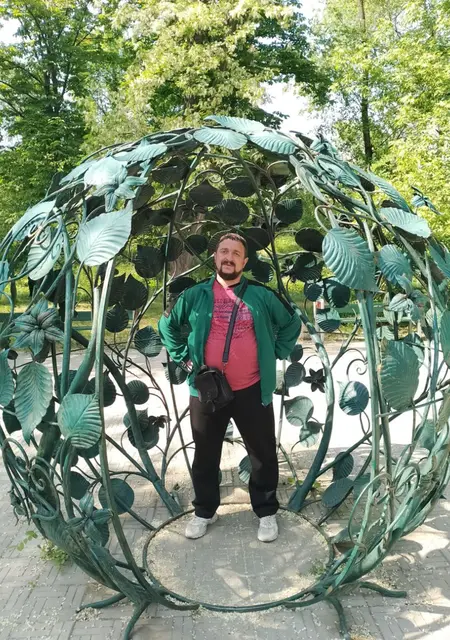 Евгений из Новопскова, мне 39, познакомлюсь на одну ночь