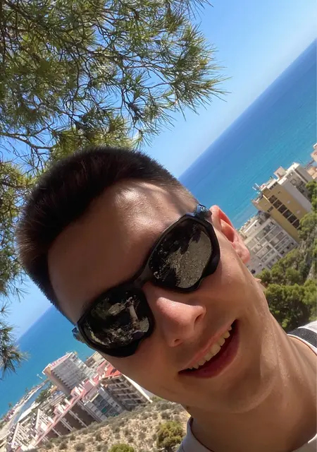 Platon из Гданьска, ищу на сайте знакомства на одну ночь