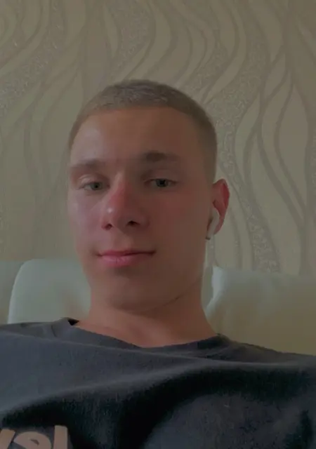 Сергей из Иерусалима, мне 23, познакомлюсь на одну ночь