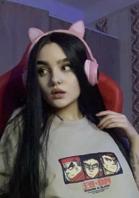 Я , 25, из Житомира, ищу знакомство