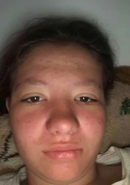 Саша из Парижа, ищу на сайте знакомства без обязательств