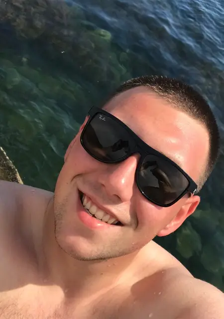 Даниил из Гюмри, ищу на сайте постоянные отношения