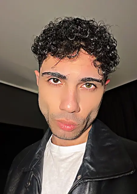 Я Misha, 22, из Гамбурга, ищу знакомства без обязательств