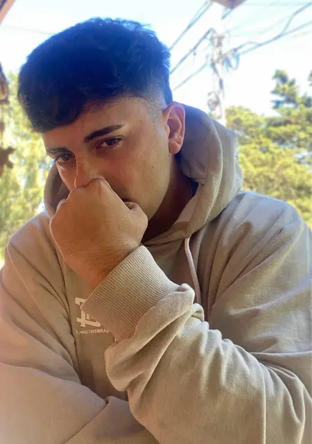 Я Martin, 24, знакомлюсь для общения в Кильмес