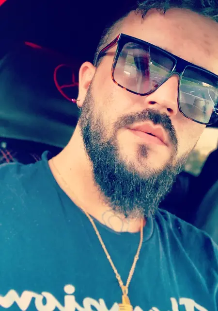 Я Andrei, 31, из Галаца, ищу знакомство для приятного времяпровождения