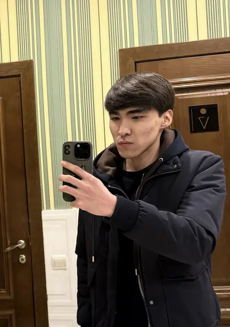 Я Birzhan, 19, из Тараза, ищу знакомство для вирта