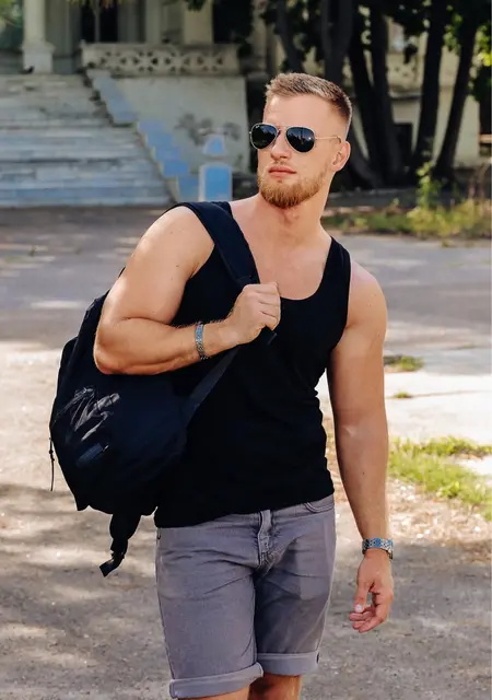 Я Владислав, 34 років, знайомлюсь без зобов'язань у Одесі