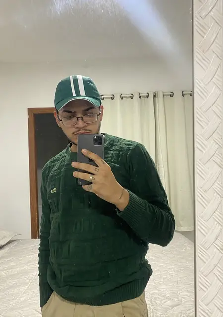 Jefão из Порту-Сегуру, мне 24, познакомлюсь на одну ночь