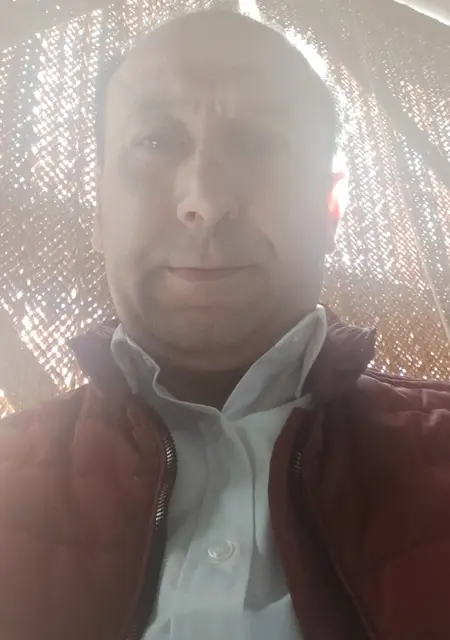 Francisco de Madrid, tengo 47 años, lista para conocer para conversación virtual