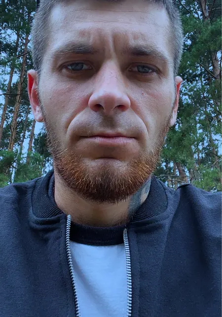 Я Олександр, 27, из Киева, ищу знакомства на одну ночь