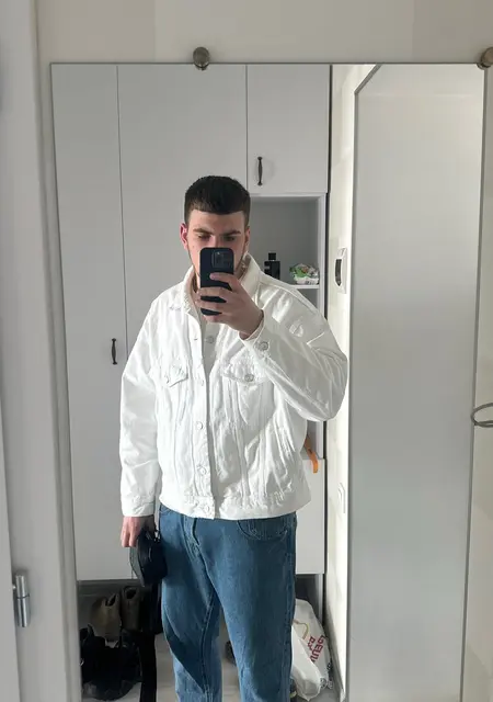 Я David, 21, из Одессы, ищу знакомства без обязательств