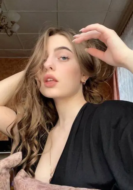 Ритуля из Таллина, ищу на сайте знакомства на одну ночь