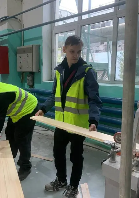 Я Антон, 21, знакомлюсь на одну ночь в Минске