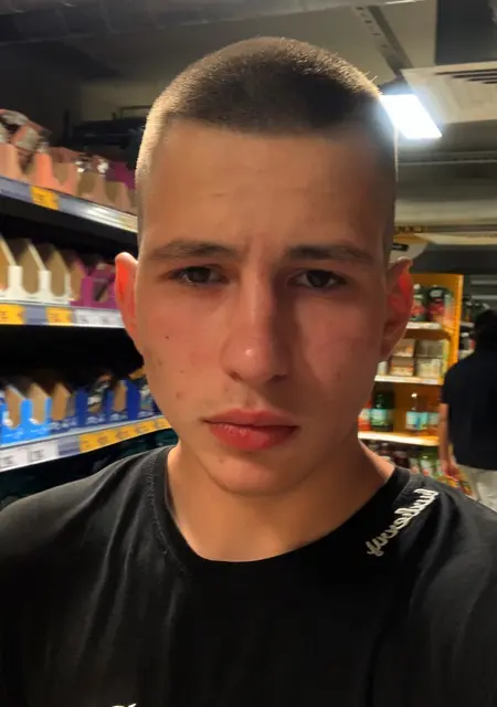 Алексей из Берлина, мне 22, познакомлюсь для дружбы