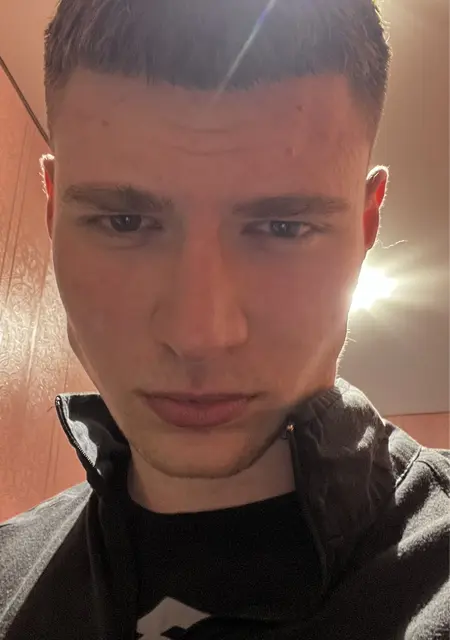 Я Паша, 25, знакомлюсь для приятного времяпровождения в Минске