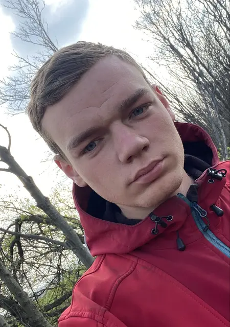 Я Дмитро, 22, из Запорожья, ищу знакомство для общения