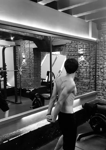 Daniyar из Чирчик, ищу на сайте знакомства на одну ночь