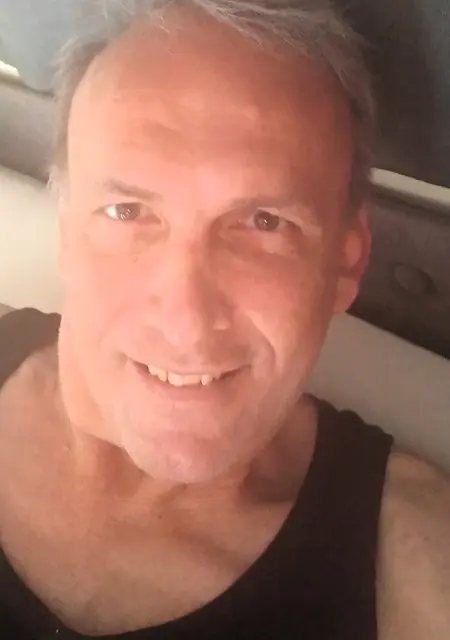 Я Патрик, 59, знакомлюсь для открытые отношения в Буффало