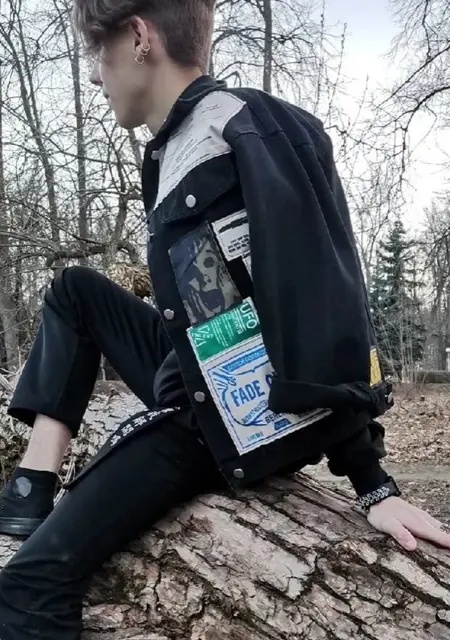 Я Ваня, 21, из Могилёва, ищу знакомства на одну ночь