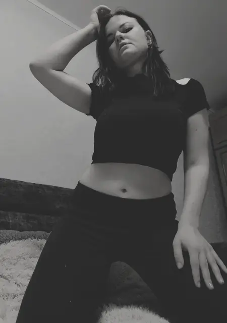 Елена И Артем из Брюсселя, ищу на сайте знакомства на одну ночь