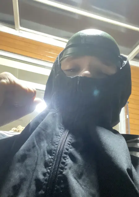 Я Dima, 19, из Брюсселя, ищу знакомства на одну ночь