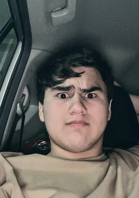 Davlatmurod из Парижа, мне 20, познакомлюсь на одну ночь