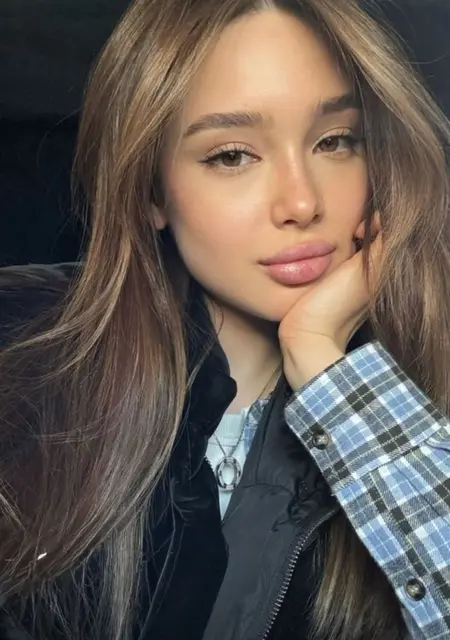 Я Анастасия, 25, из Брюсселя, ищу знакомство для открытые отношения