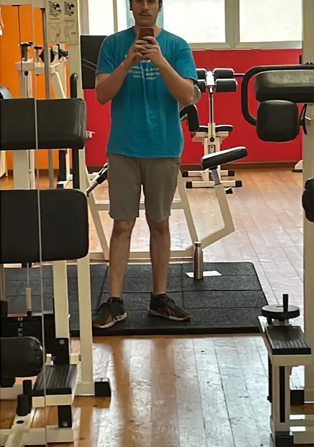 Alessandro из Оменья, ищу на сайте знакомства на одну ночь